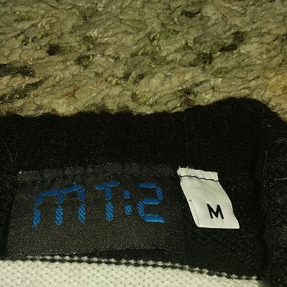 100% authentic Mohair sweater men medium is unisex - Picture 3 of 4